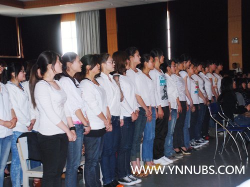 昆明市聶耳交響樂團藝術家蒞臨云南師范大學商學院,為師生獻上藝術盛宴