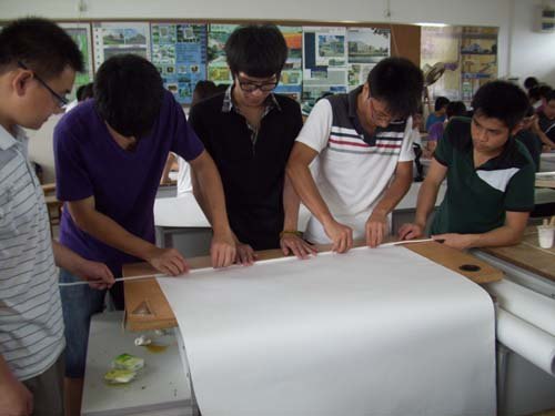 首屆建工文化節(jié)開(kāi)幕式暨第二屆大學(xué)生結(jié)構(gòu)模型創(chuàng)作大賽成功舉行
