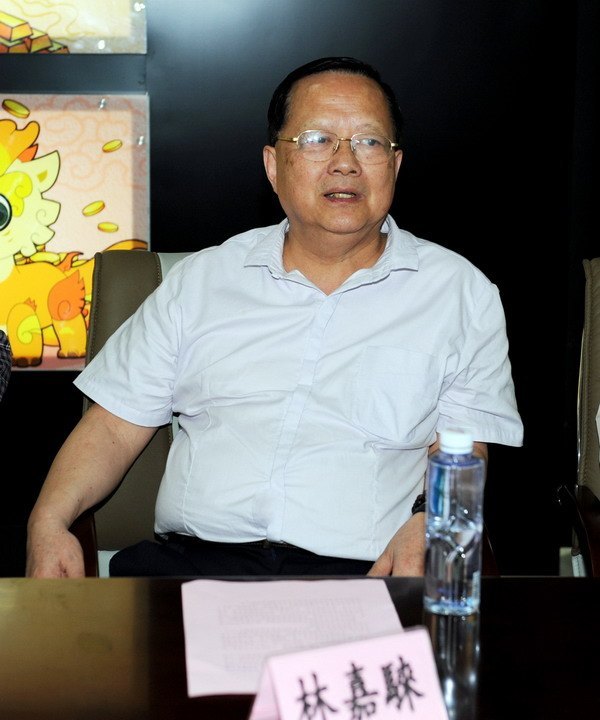 海峽動漫影視創(chuàng)意產(chǎn)業(yè)促進(jìn)會林嘉騋會長蒞臨三明學(xué)院考察指導(dǎo)