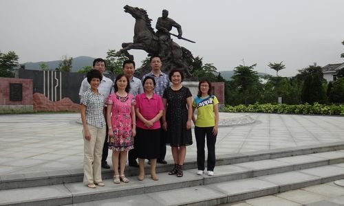 【豐湖黨旗紅】賴美琴副院長率領院工會黨支部參觀葉挺故居