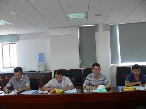 江西省教育系統(tǒng)公共機構節(jié)能工作考評組來景德鎮(zhèn)陶瓷學院檢查指導