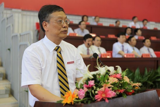 景德鎮陶瓷學院隆重舉行2012屆畢業典禮