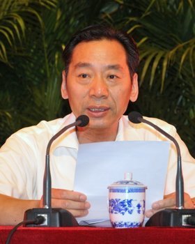 重溫黨史催奮進 創先爭優促發展---常州工學院隆重舉行慶祝中國共產黨成立91周年暨創先爭優活動表彰大會