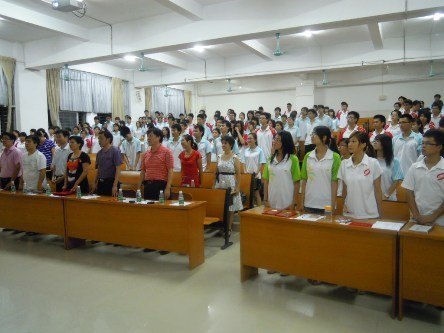 化學(xué)學(xué)院黨委舉辦“慶祝建黨91周年”系列活動(dòng)