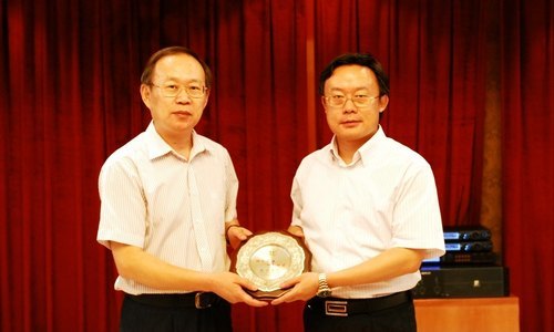 院領(lǐng)導(dǎo)走訪龍門縣 洽談校縣合作事宜