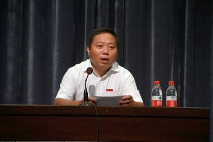 實施全面質(zhì)量管理 建設特色一流大學學校召開2011—2012學年度工作總結(jié)暨下學年工作部署會