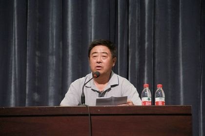 實施全面質(zhì)量管理 建設特色一流大學學校召開2011—2012學年度工作總結(jié)暨下學年工作部署會