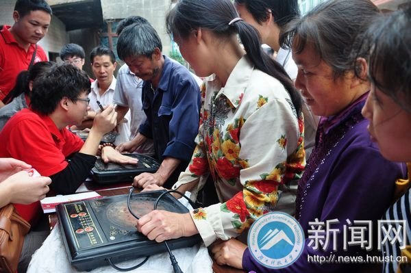 阿弓鎮志愿服務團隊義務維修火熱開展