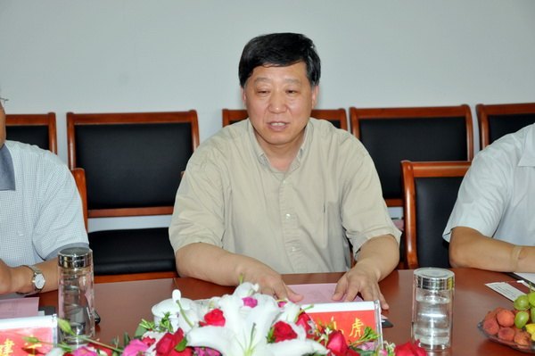 校黨委書記馬國防率團考察金陵科技學院