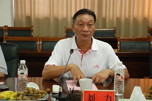 劉力書記、鄧艷葵副院長率隊赴玉林師范學院學習考察新校區建設和教職工危舊房改住房改造工作