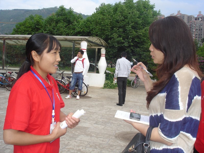 云南師范大學商學院“商院公益”培訓開班多家媒體到場采訪報道