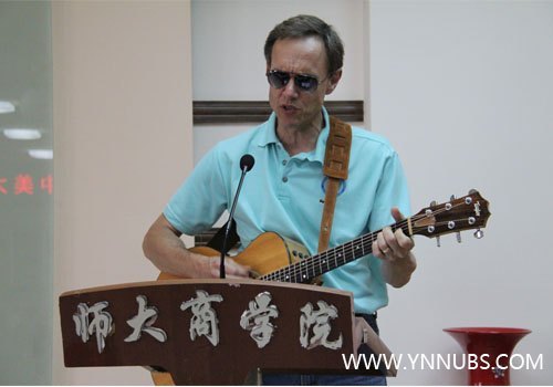 云南師范大學(xué)商學(xué)院2012(第五屆)中美英語夏令營(yíng)順利落幕