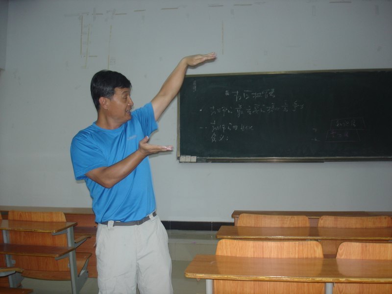 “商院公益”培訓系列報道之四:中小學體育教師的培養和教學技能的理論與實踐