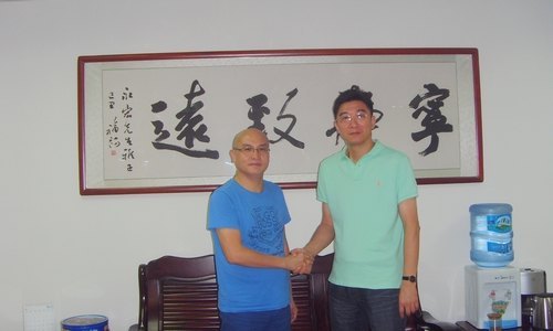 服裝系與佛山安東尼國際服飾有限公司共建“T恤協同創新平臺”