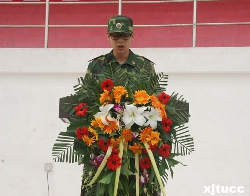 西安交通大學城市學院隆重舉行2012級新生軍訓動員大會