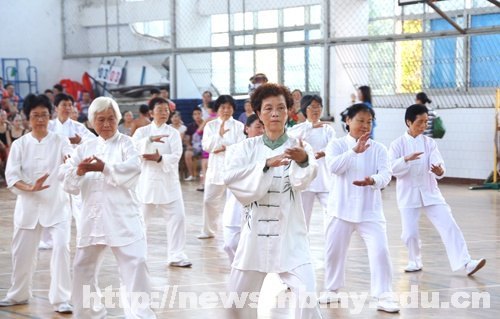全國民族高校高教競速邀請賽在湖北民族學院舉行