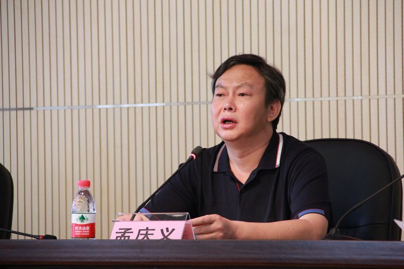 解讀黨委(擴大)會精神 全面投入新學期工作