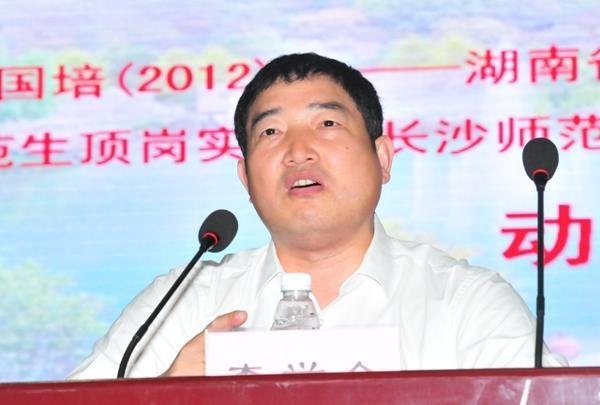 長沙師范學校召開2012“幼師國培”頂崗實習、研修班“影子實習”動員會