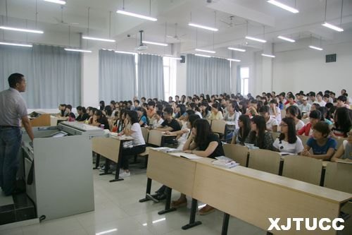 開學第一天 教育教學秩序良好