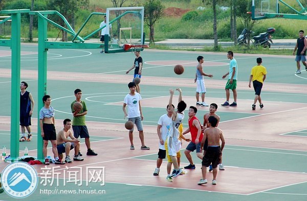 眾生皆為開學忙