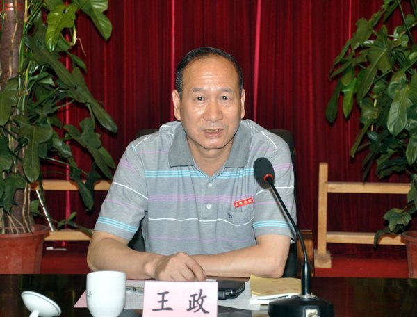 三明學(xué)院召開2012年新教師座談會(huì)
