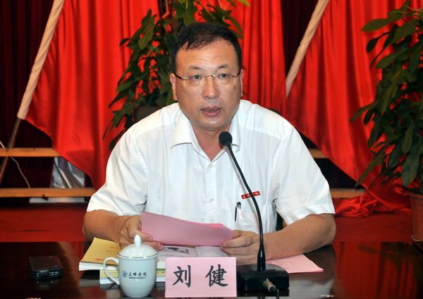 三明學(xué)院召開2012年新教師座談會(huì)