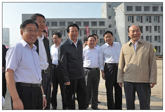 王君省長在教師節(jié)之際視察晉中學(xué)院新校區(qū)