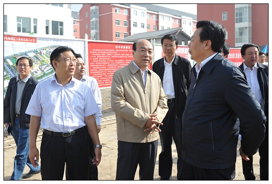 王君省長在教師節(jié)之際視察晉中學(xué)院新校區(qū)