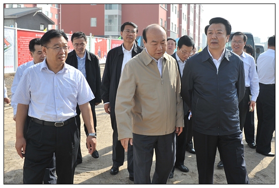 王君省長在教師節(jié)之際視察晉中學(xué)院新校區(qū)