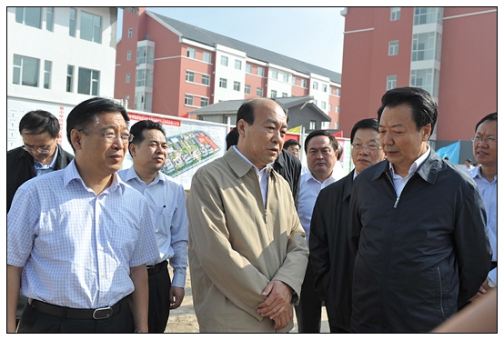 王君省長在教師節(jié)之際視察晉中學(xué)院新校區(qū)