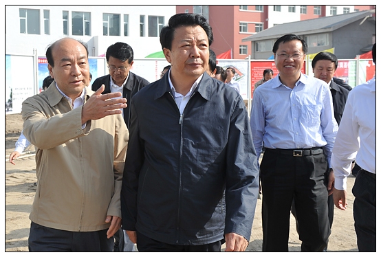 王君省長在教師節(jié)之際視察晉中學(xué)院新校區(qū)