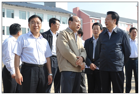 王君省長在教師節(jié)之際視察晉中學(xué)院新校區(qū)