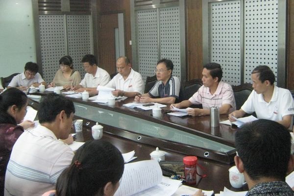 校領導主持召開紀檢審計工作座談會