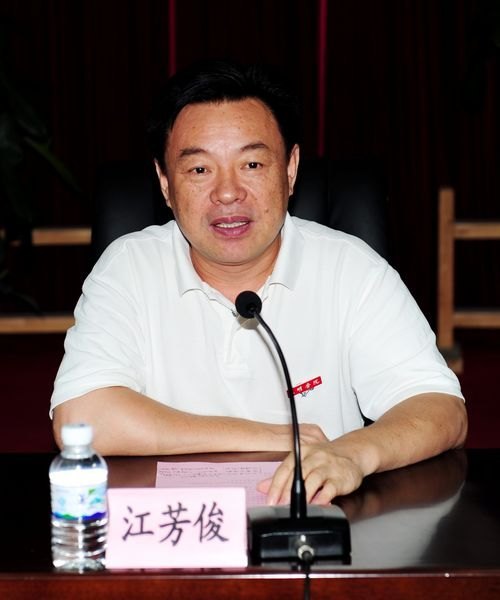三明學院舉行“同心•海西春雨光彩助學金”發放儀式