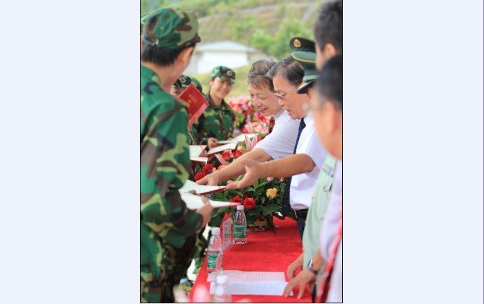 中山大學南方學院2012級新生開學典禮暨軍訓動員大會順利舉行
