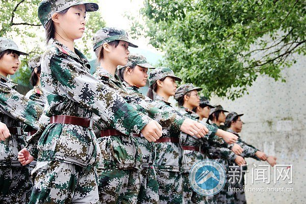 天公作美 軍訓(xùn)更精彩