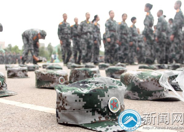 天公作美 軍訓(xùn)更精彩