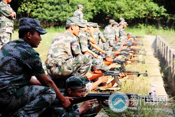 “送你一枚小彈殼!”——湖南科技大學12級新生實彈“試槍”