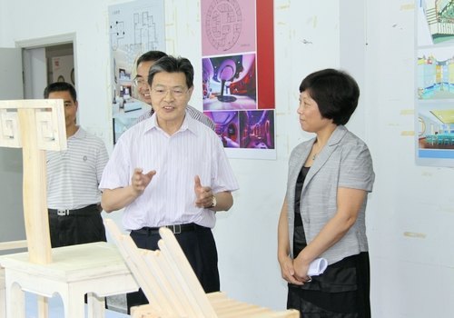 全國政協考察組來臺州學院專題考察調研