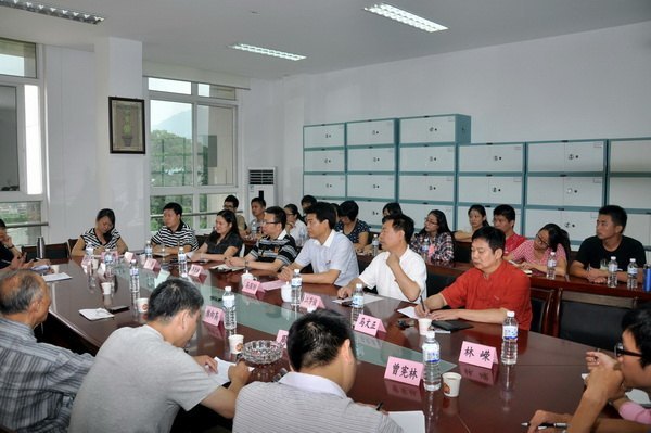 省戲劇專家熱評原創校園劇《上大學》
