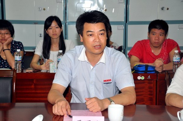 省戲劇專家熱評原創校園劇《上大學》