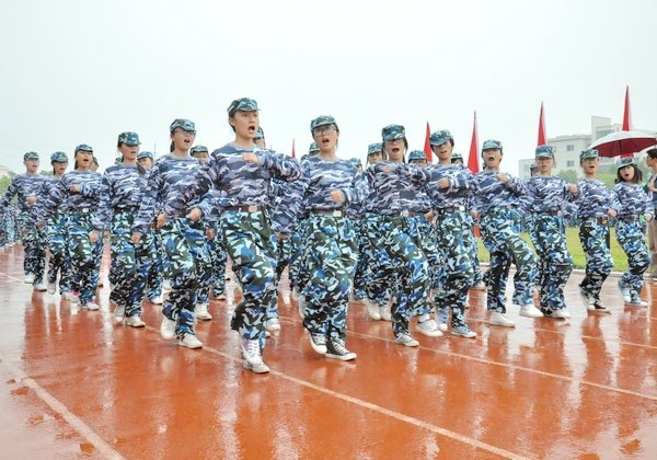 我們的軍訓(xùn)