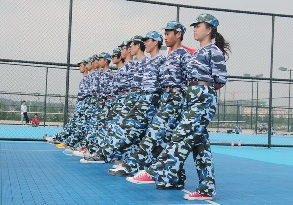 我們的軍訓(xùn)