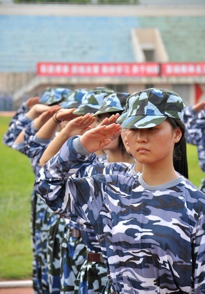 我們的軍訓(xùn)