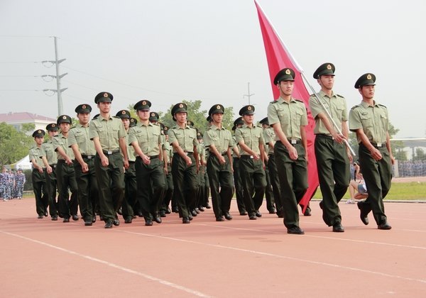 我們的軍訓(xùn)