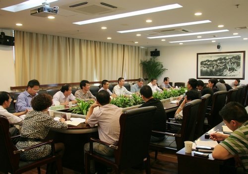 學(xué)校召開文明寢室建設(shè)工作推進會