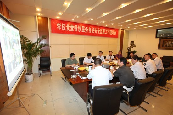 南京理工大學(xué)泰州科技學(xué)院接受江蘇省學(xué)校食堂工作檢查獲好評(píng)