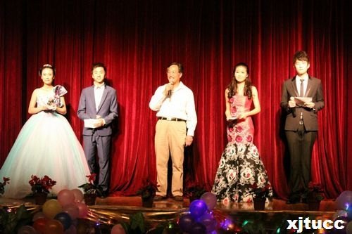 青春踏歌,夢想起航——西安交通大學(xué)城市學(xué)院2012迎新生晚會圓滿落幕