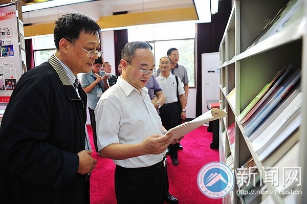教育部思想政治工作司司長馮剛蒞臨湖南科技大學(xué)指導(dǎo)工作