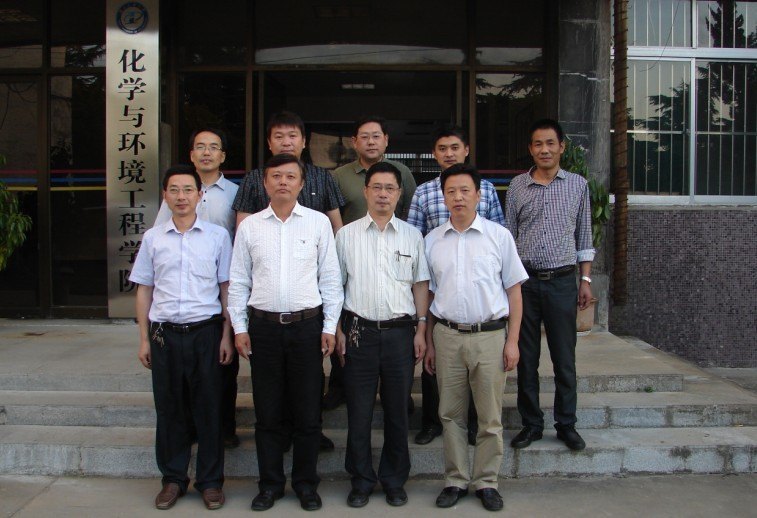 萬華生態板業股份有限公司向湖北工業大學捐贈實驗設備